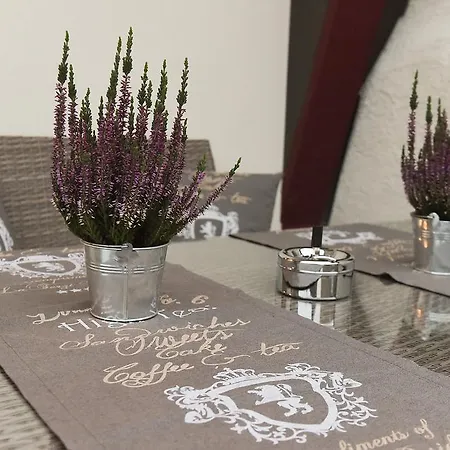 Boardinghouse Alte Bank Hotel 3*