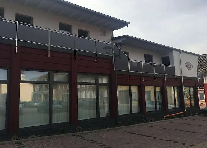 호텔 Boardinghouse Alte Bank 3*